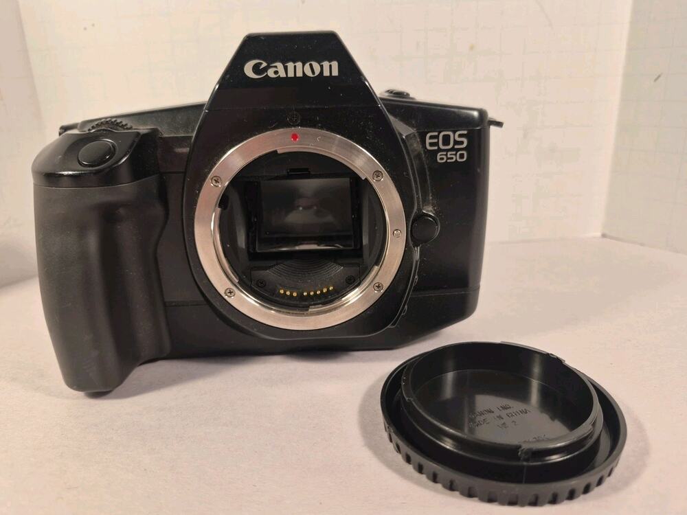 Canon EOS 650 Film Camera Body Parts Only Japan